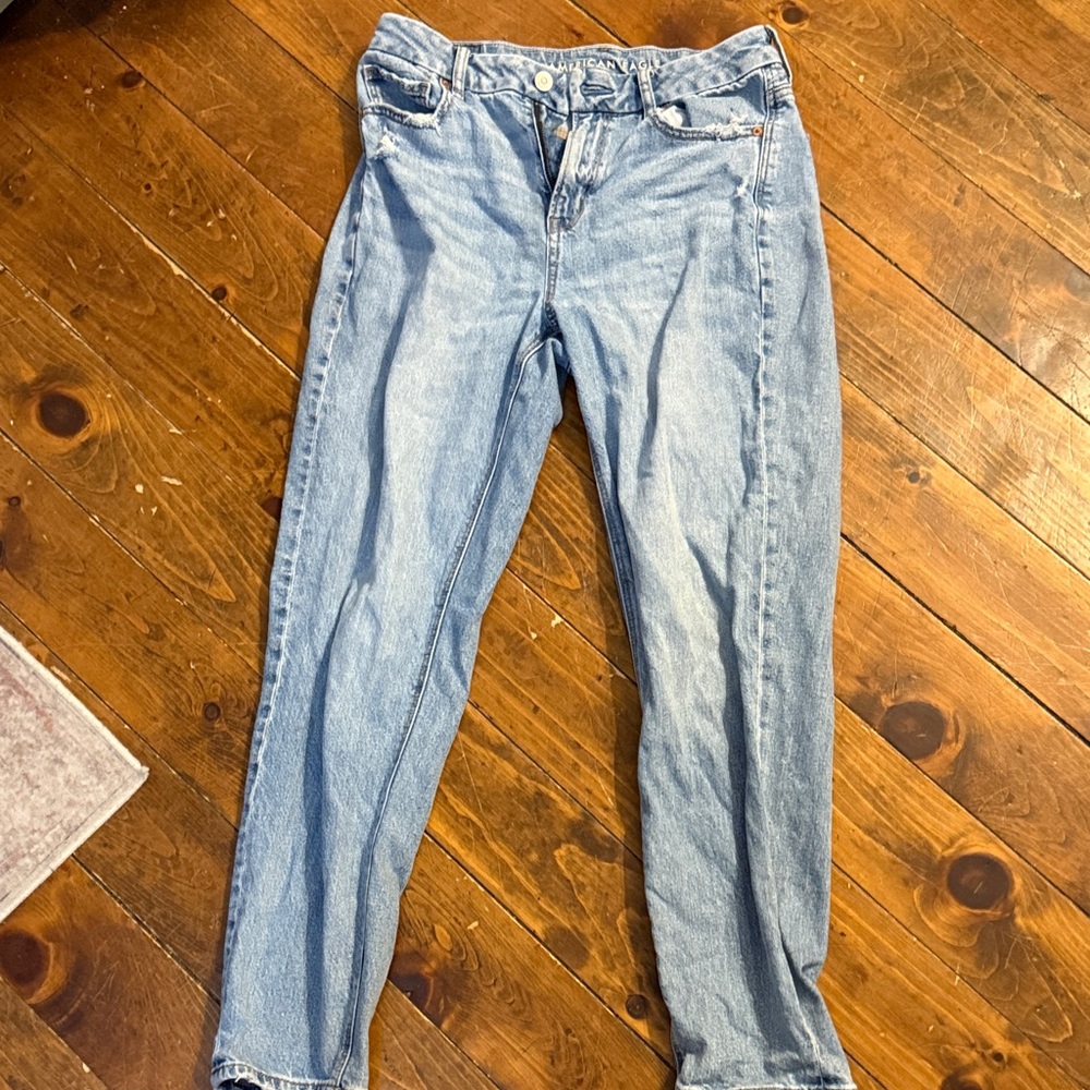 American Eagle curvy mom jean jeans. Size 6.